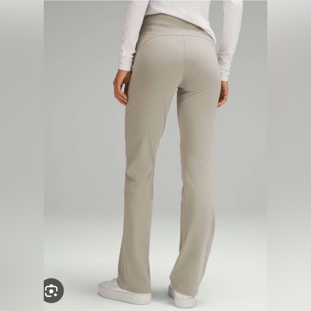 LULULEMON Smooth Fit Pull On Pant Regular in Riverstone